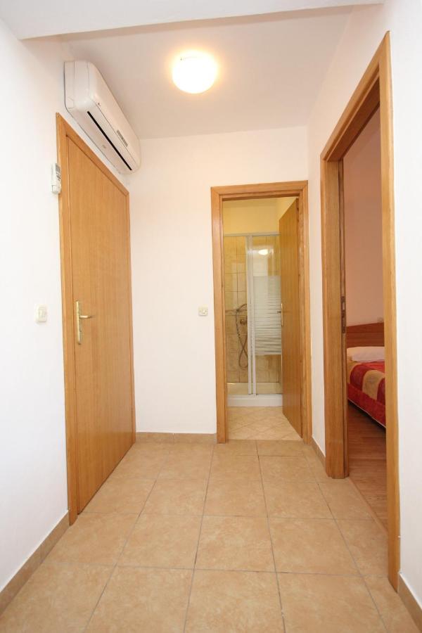 Apartments And Rooms By The Sea Zaglav, Dugi Otok - 8144 Sali Exterior foto